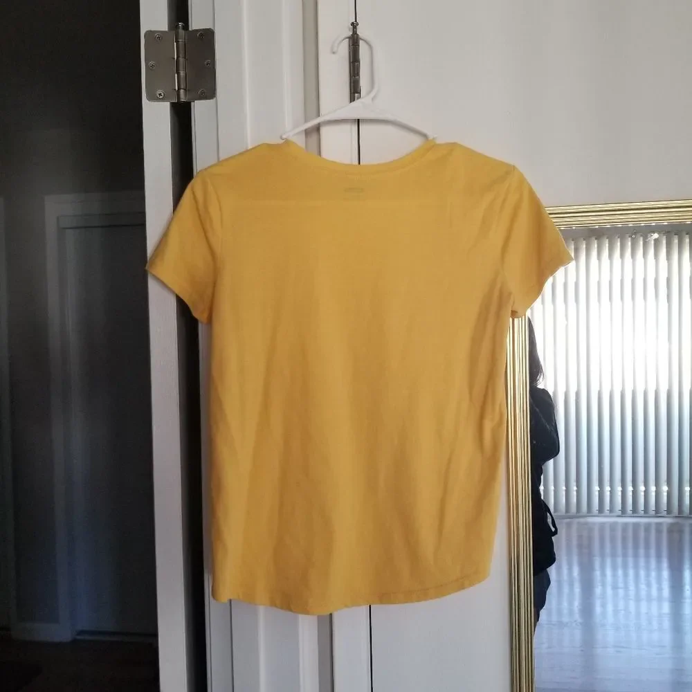 Old Navy Short Sleeve - Picture 4 of 5